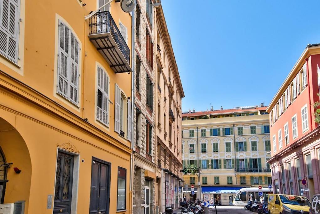 Very Nice 2P With All Comfort, City Center Ac/Wifi Экстерьер фото